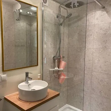 Nowoczesny Smart Apartament Blisko Centrum. Διαμέρισμα Γκντίνια